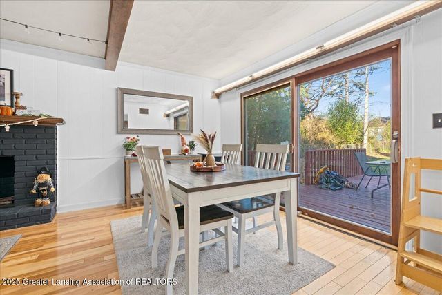 1418 Chester Road, Lansing, MI 48912