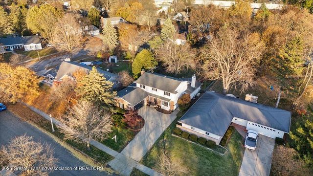 1418 Chester Road, Lansing, MI 48912