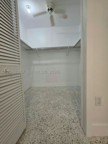 822 SW 6th St 1, Miami, FL 33130