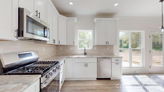 2902 Sweetgrass Lane, Monroe, NC 28112