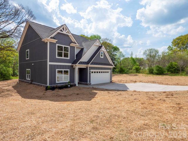 2902 Sweetgrass Lane, Monroe, NC 28112