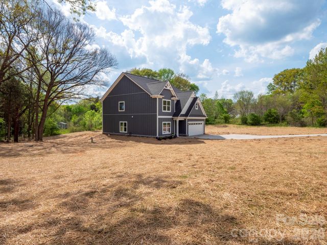 2902 Sweetgrass Lane, Monroe, NC 28112