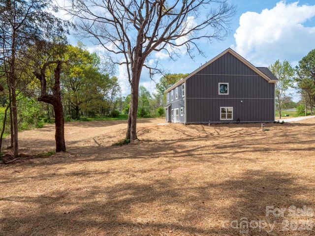 2902 Sweetgrass Lane, Monroe, NC 28112