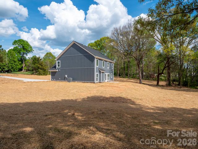2902 Sweetgrass Lane, Monroe, NC 28112