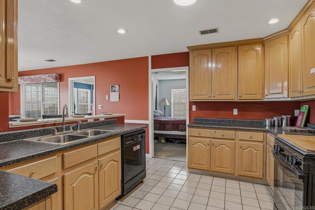 1714 High Ridge, Jonesboro, AR 72404