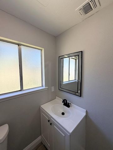 47945 Klamath Avenue, Coarsegold, CA 93614