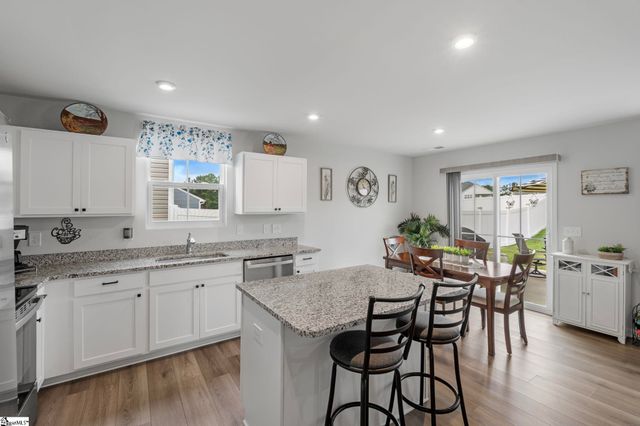 124 Highland Station Drive, Clinton, SC 29325