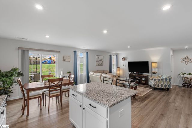 124 Highland Station Drive, Clinton, SC 29325