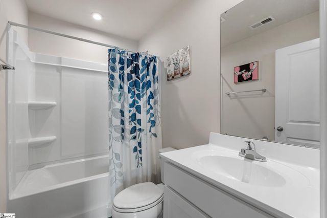 124 Highland Station Drive, Clinton, SC 29325