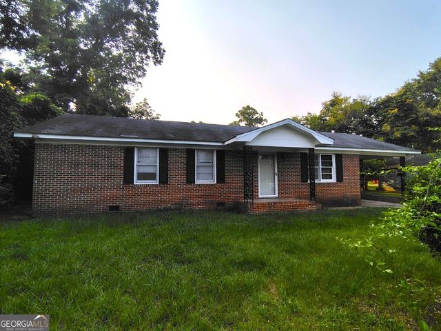 7 Highland Avenue, Hawkinsville, GA 31036