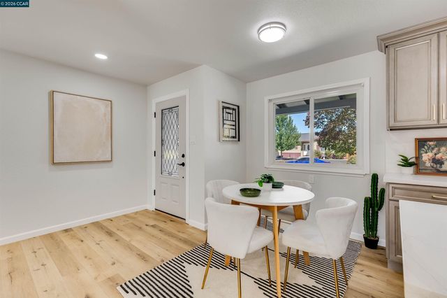 1750 Woodcrest Dr, Concord, CA 94521