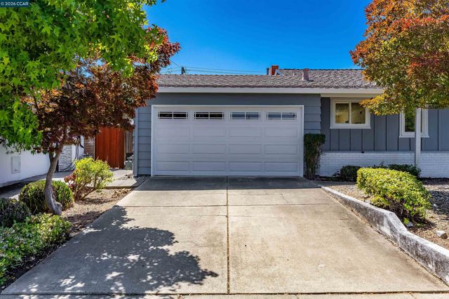 1750 Woodcrest Dr, Concord, CA 94521