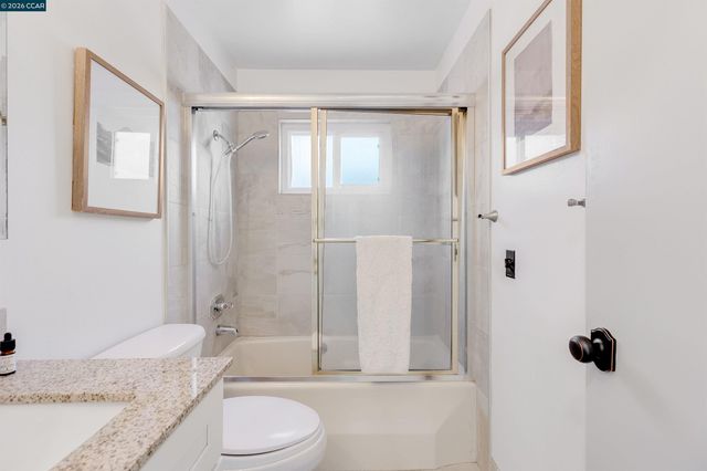 1750 Woodcrest Dr, Concord, CA 94521