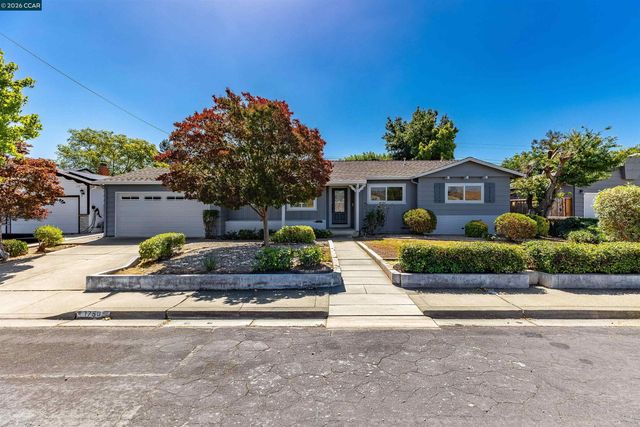 1750 Woodcrest Dr, Concord, CA 94521