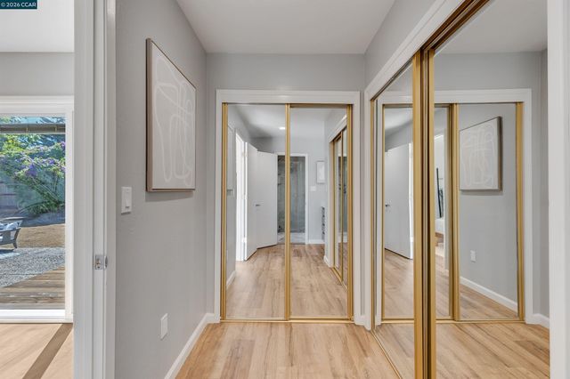 1750 Woodcrest Dr, Concord, CA 94521