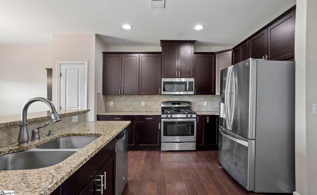 22 Irvington Drive, Greer, SC 29650