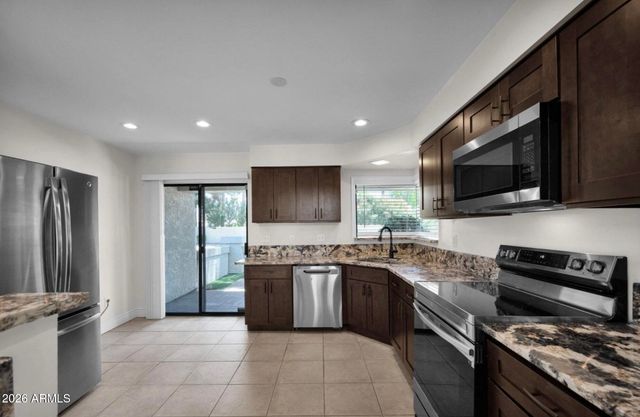 8434 E SAN BERNARDO Drive, Scottsdale, AZ 85258