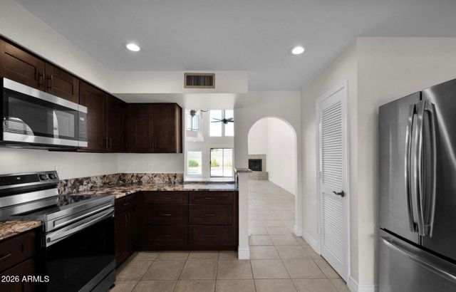 8434 E SAN BERNARDO Drive, Scottsdale, AZ 85258