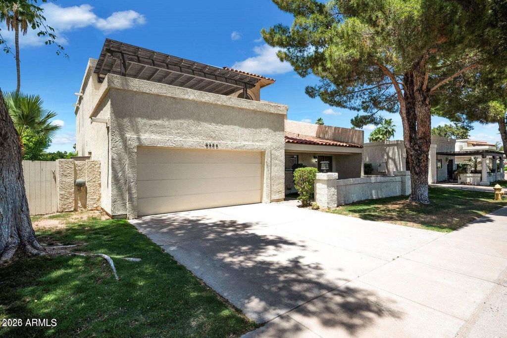 8434 E SAN BERNARDO Drive, Scottsdale, AZ 85258