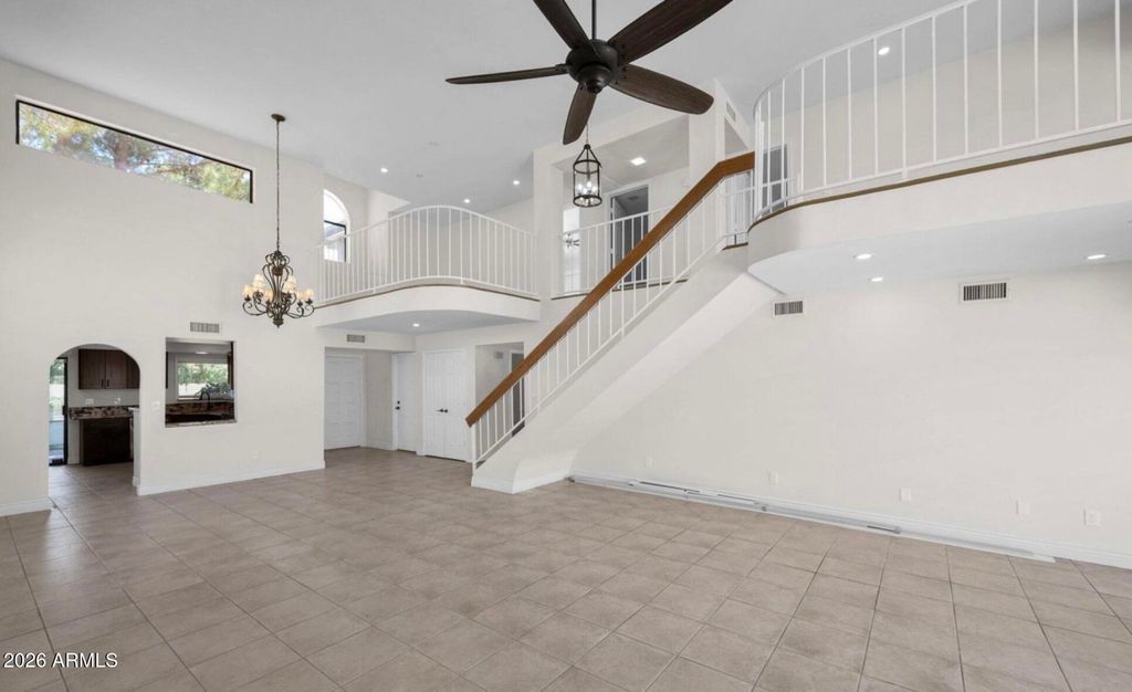 Image 12 of property listing at 8434 E SAN BERNARDO Drive, Scottsdale, AZ 85258