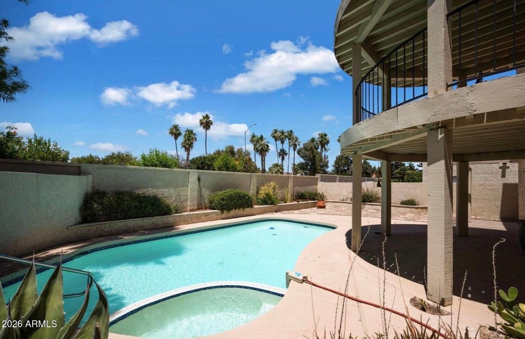 Image 20 of property listing at 8434 E SAN BERNARDO Drive, Scottsdale, AZ 85258