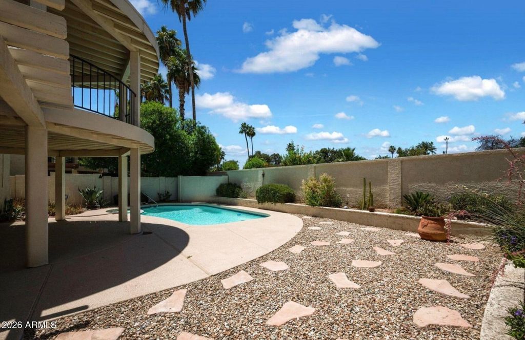 Image 22 of property listing at 8434 E SAN BERNARDO Drive, Scottsdale, AZ 85258