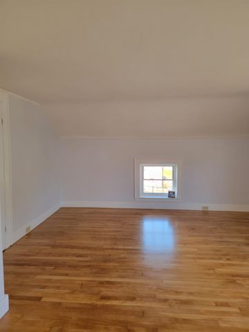 207 Silver Street, Bennington, VT 05201