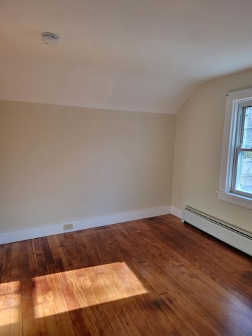 207 Silver Street, Bennington, VT 05201