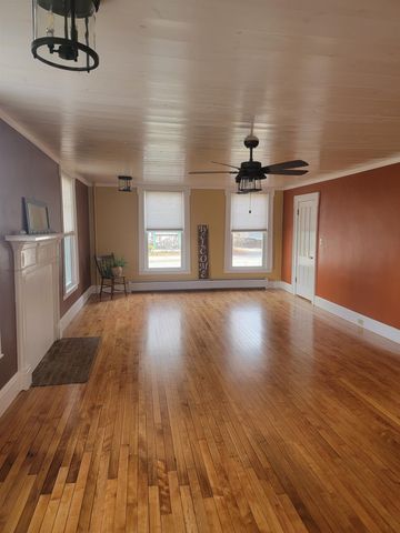 207 Silver Street, Bennington, VT 05201