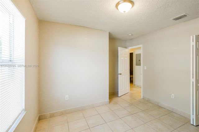 19420 NW 32nd Ave, Miami Gardens, FL 33056