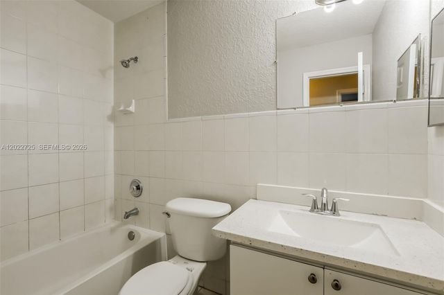 19420 NW 32nd Ave, Miami Gardens, FL 33056
