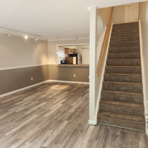 505 Harwinton Avenue APT 21, Torrington, CT 06790