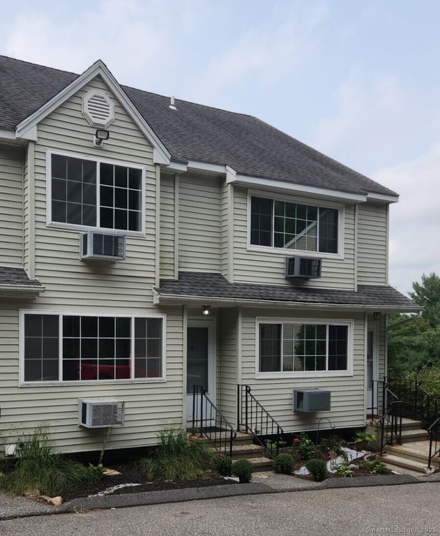 505 Harwinton Avenue APT 21, Torrington, CT 06790