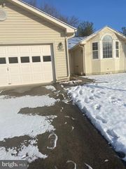 3235 MEADOW VALLEY DR, Abingdon, MD 21009