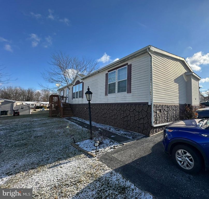 85 RAPTOR DRIVE, Hanover, PA 17331