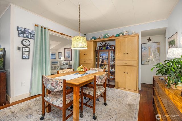 1710 Jacobsen Boulevard NE, Bremerton, WA 98310