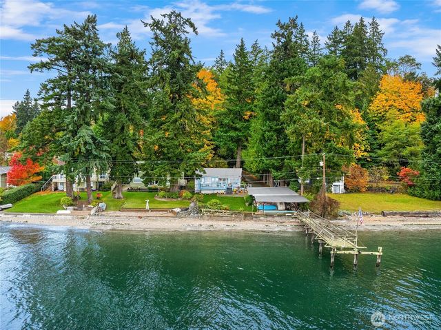 1710 Jacobsen Boulevard NE, Bremerton, WA 98310