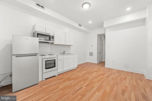 3521 N 21ST ST, Philadelphia, PA 19140