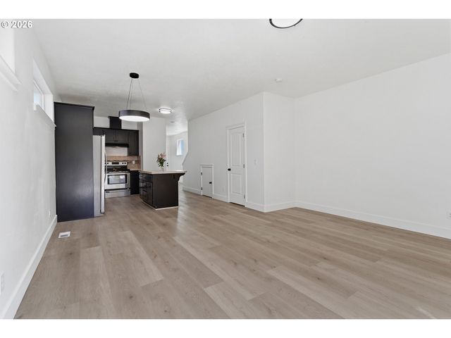 2660 KINGWOOD St, Forest Grove, OR 97116
