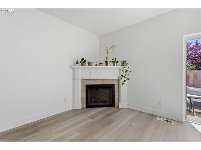 2660 KINGWOOD St, Forest Grove, OR 97116