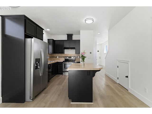 2660 KINGWOOD St, Forest Grove, OR 97116