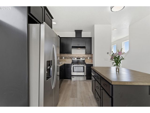 2660 KINGWOOD St, Forest Grove, OR 97116