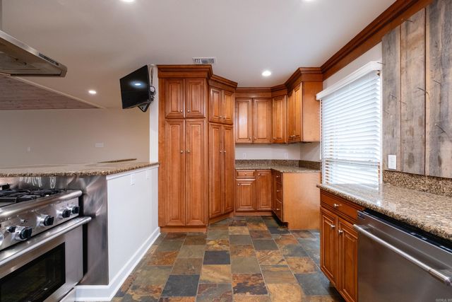 5920 Scenic Drive, Little Rock, AR 72207