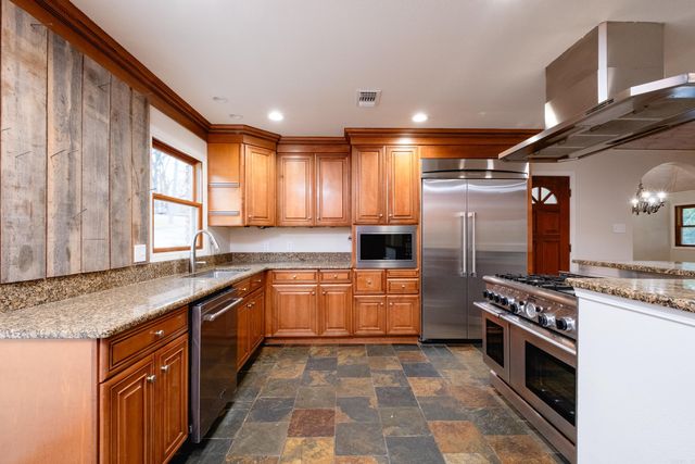 5920 Scenic Drive, Little Rock, AR 72207