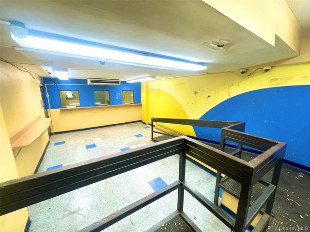 359 Nostrand Avenue Storefront, Brooklyn, NY 11216