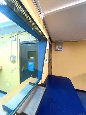 359 Nostrand Avenue Storefront, Brooklyn, NY 11216