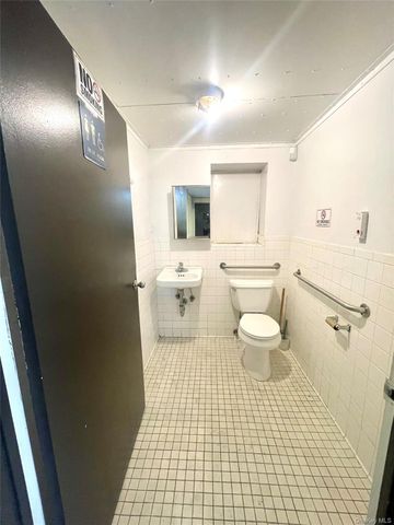 359 Nostrand Avenue Storefront, Brooklyn, NY 11216