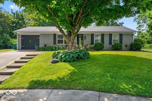 219 Newby Court, Westfield, IN 46074