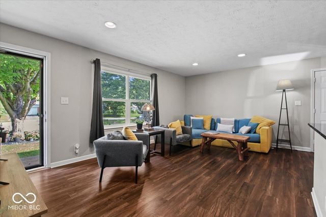 219 Newby Court, Westfield, IN 46074