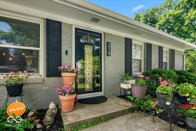 219 Newby Court, Westfield, IN 46074